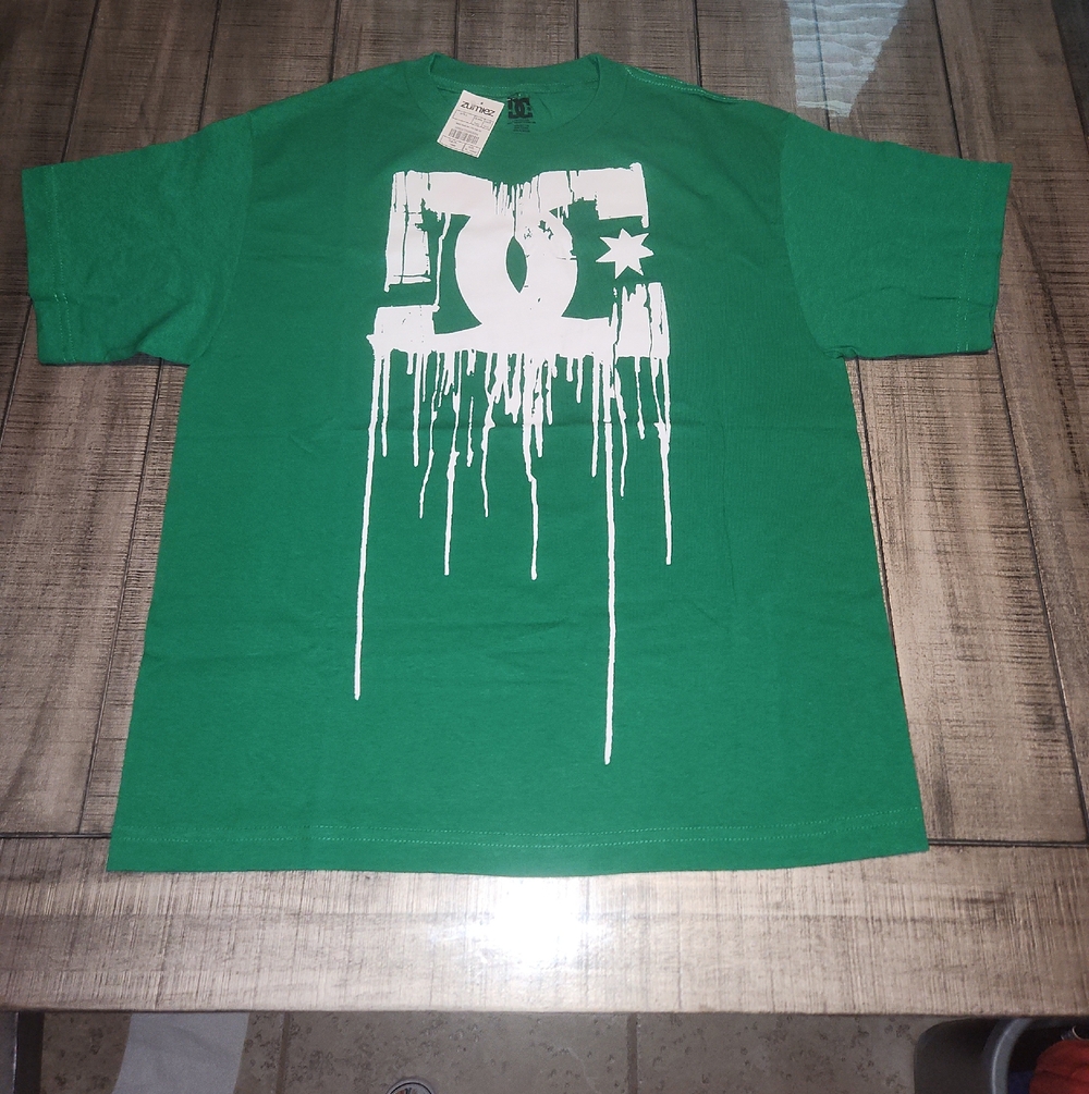 NWT DC Green Tee with White Drip Logo